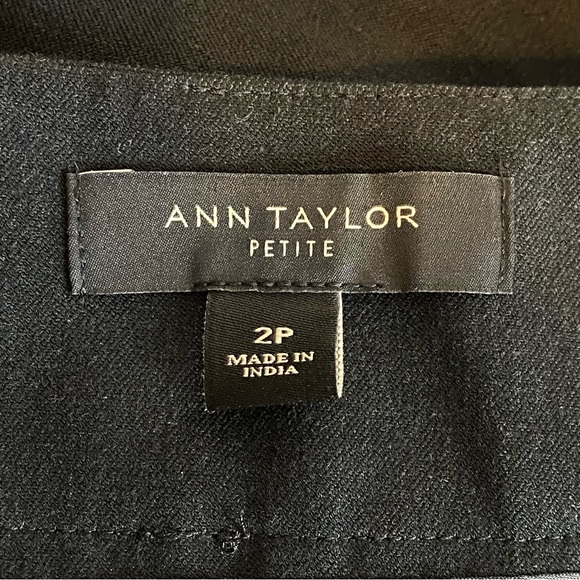 ANN TAYLOR ☆ Black Ponte Straight / Pencil Career Skirt - Picture 4 of 4